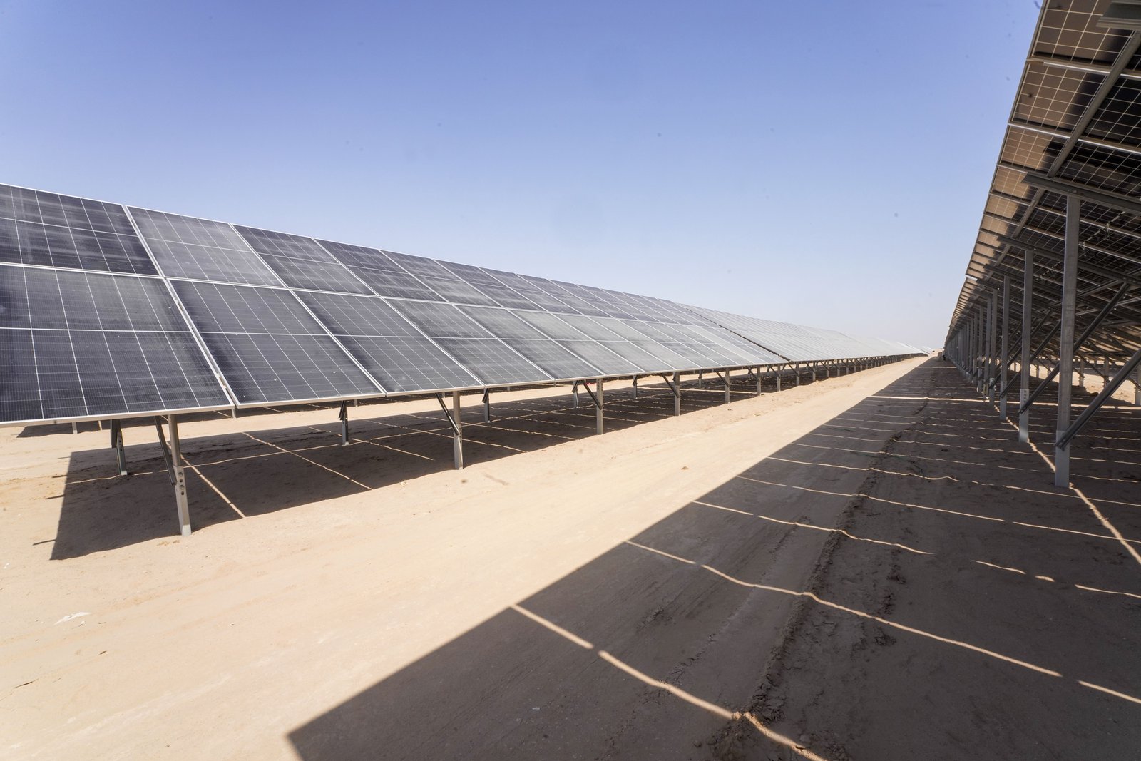 Power surge threatens energy exports in Middle East, North Africa