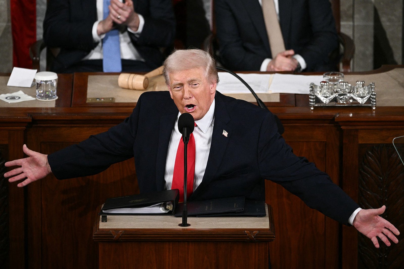 First Draft: 🇺🇸 Trump's Very Boring Fascist Rally