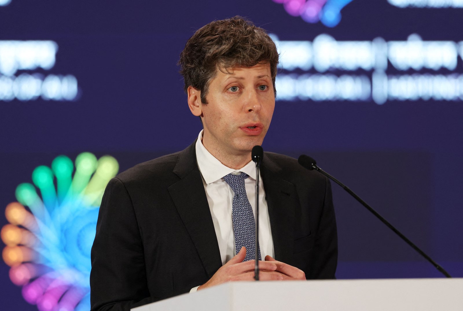 Sam Altman pledges OpenAI deference to government amid Anthropic rift