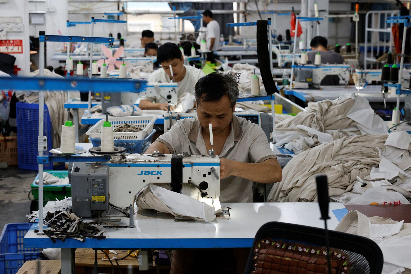 China under pressure over trade at G20 finance meetings