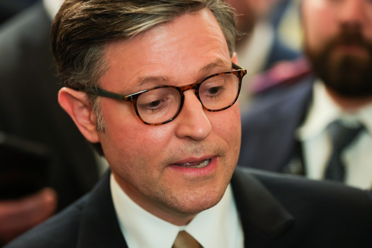 “Cute”: GOP Senator Shuts Down Mike Johnson’s Plan to Pass SAVE Act