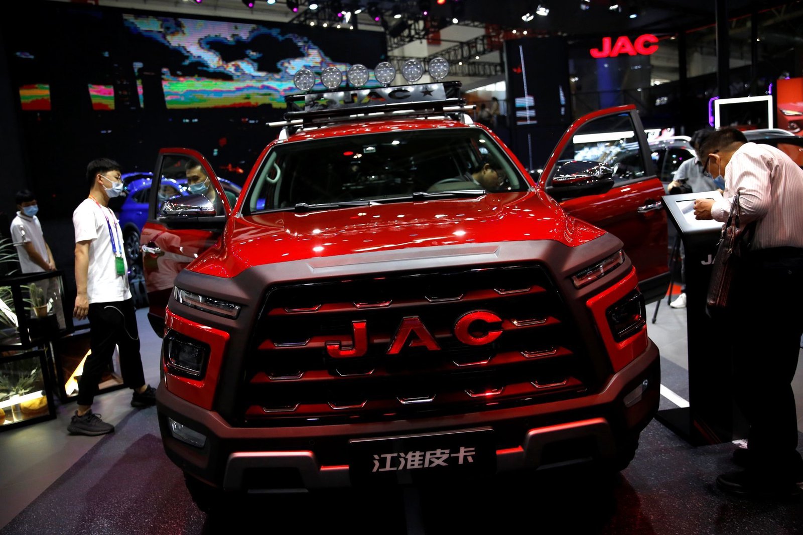 China's next EV boom: trucks