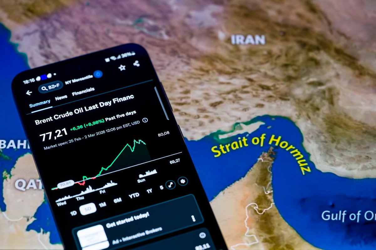 DOJ Investigates Suspiciously Timed Oil Trades in Middle of War
