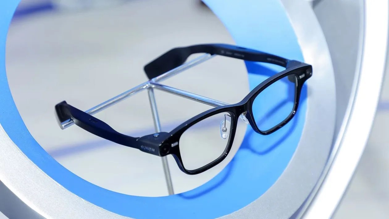 How Alibaba's new smart glasses differ from Meta's Ray-Bans
