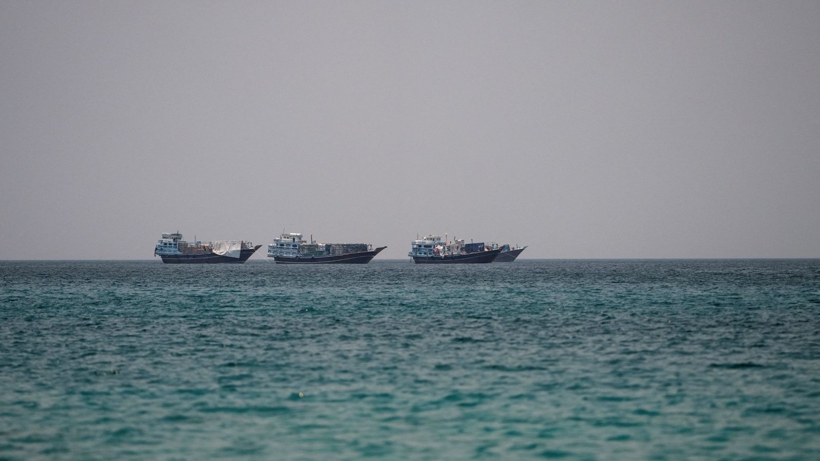 Hormuz traffic quadruples as confidence builds