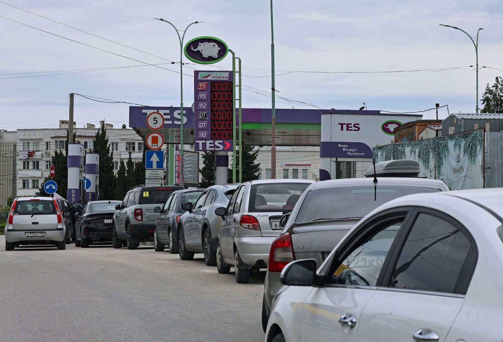 Ukraine locks in on Crimea strategy