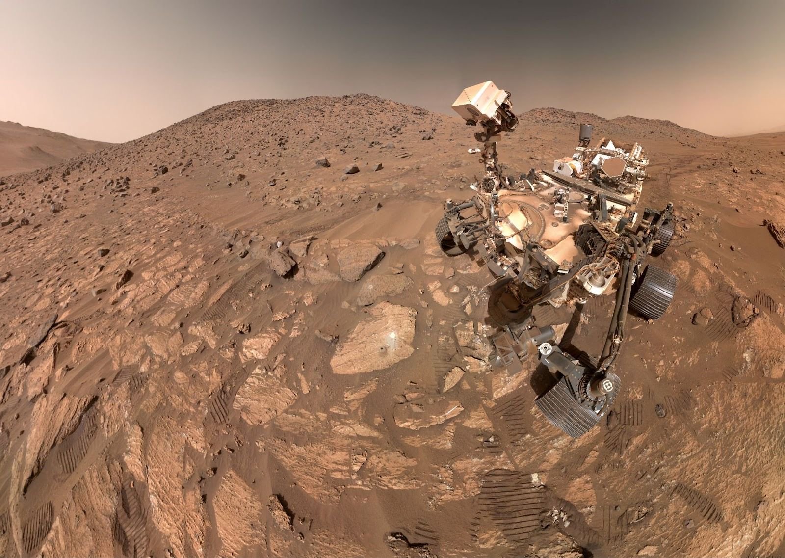 Mars rover reaches new milestone — by driving itself