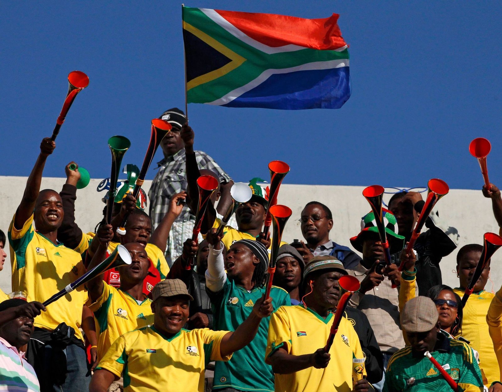 FIFA bans use of vuvuzelas at World Cup