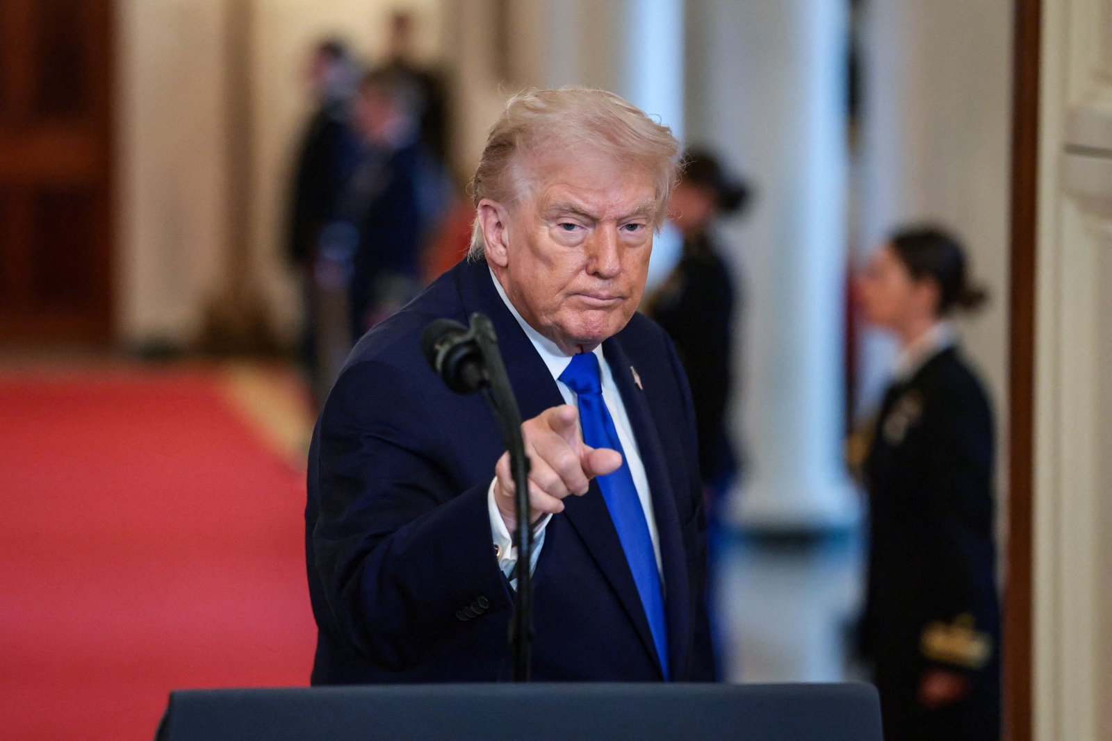 Trump administration weighs new retirement savings plan