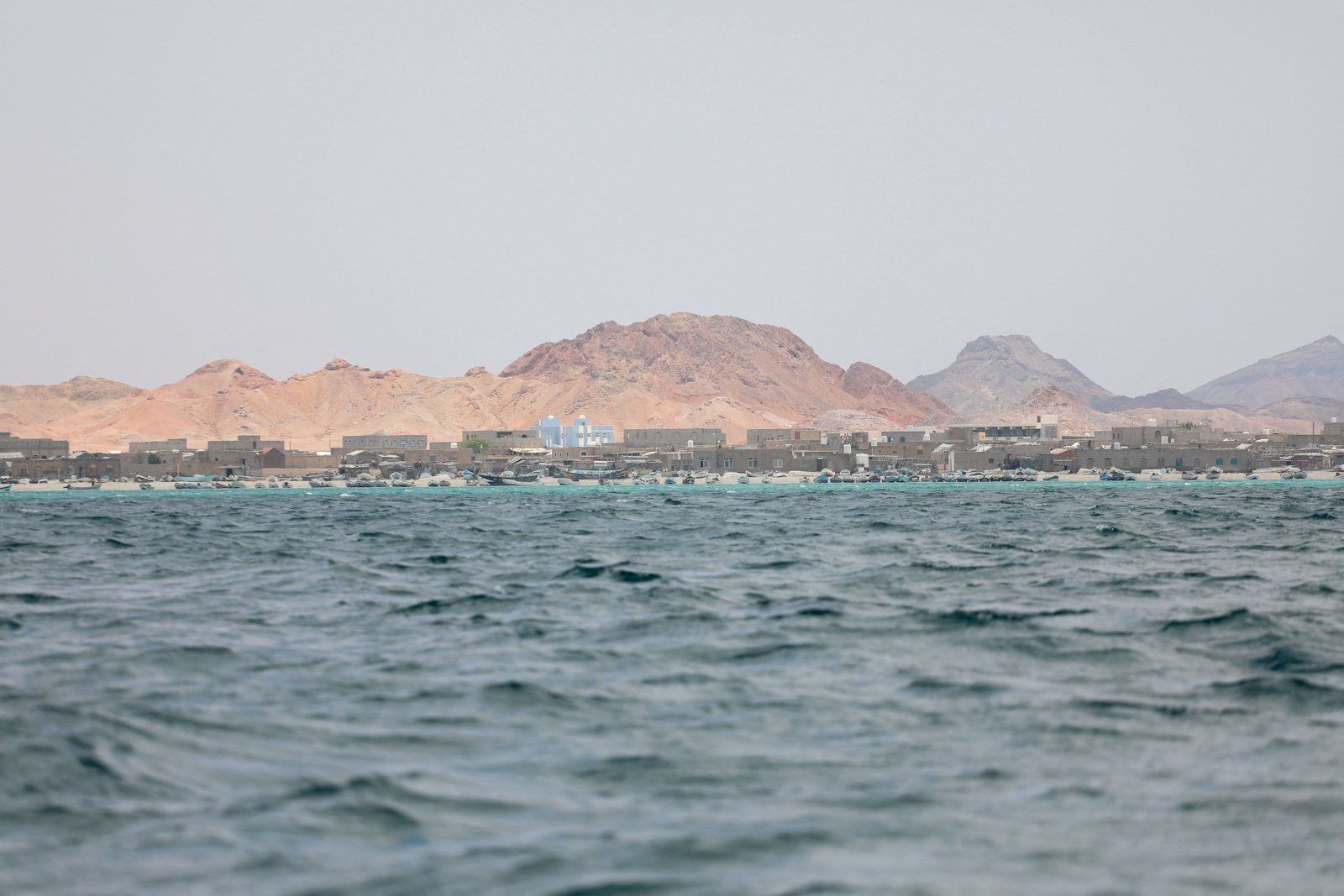 Iran threatens Red Sea gateway as US launches more strikes