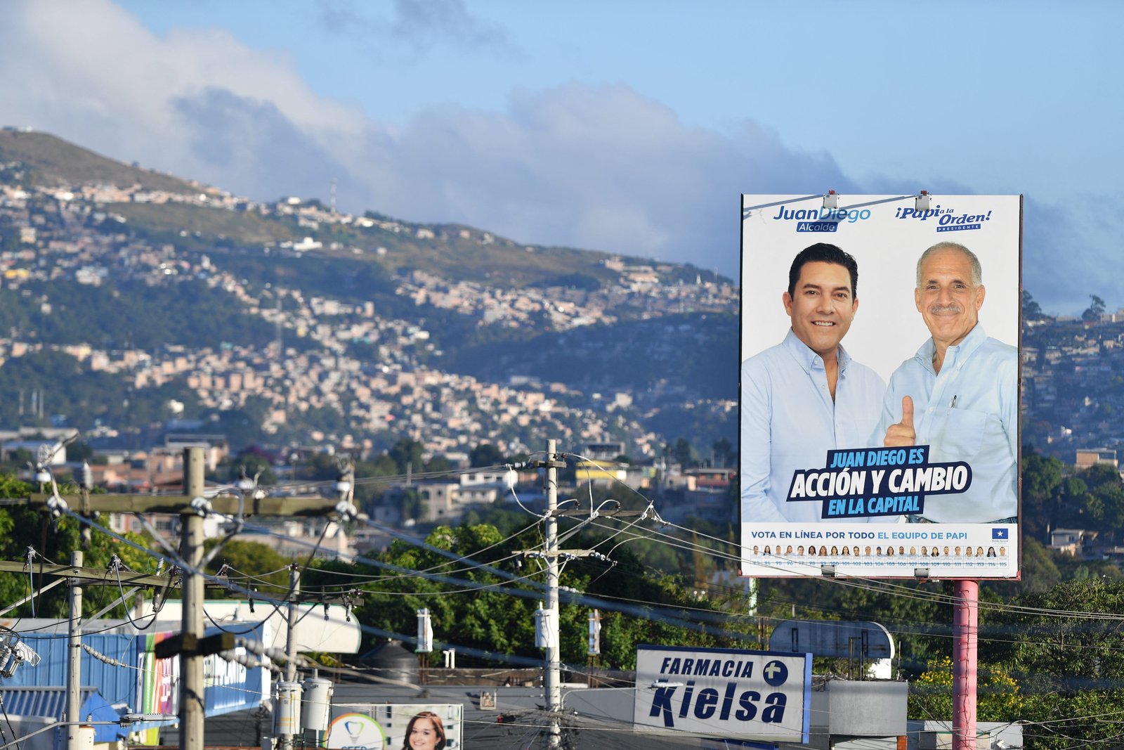 Trump Bribing Honduran Voters To Restore Narcotrafficking Government to Power