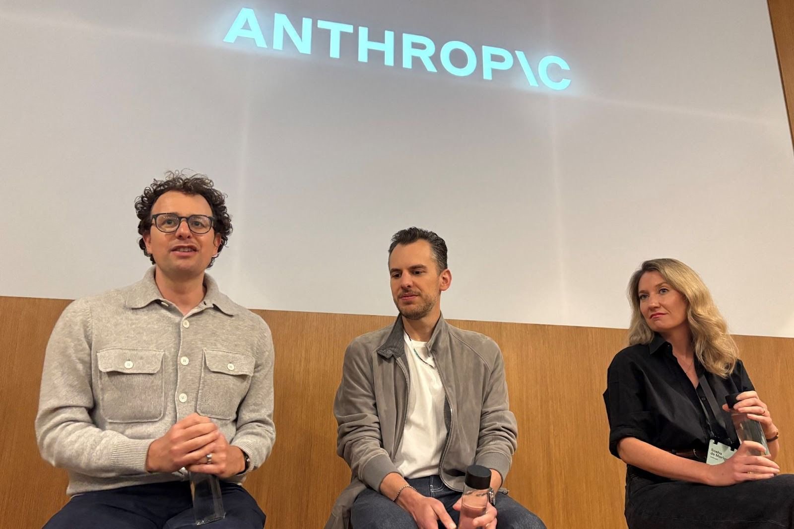 Anthropic raises $30B at a $380B valuation amid bubble fears