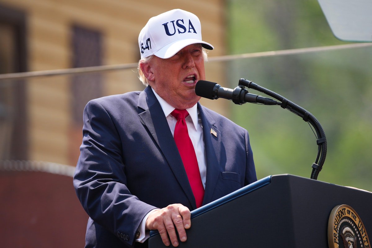 Trump Threw Tablet Across the Room When World Leaders Call Went Awry