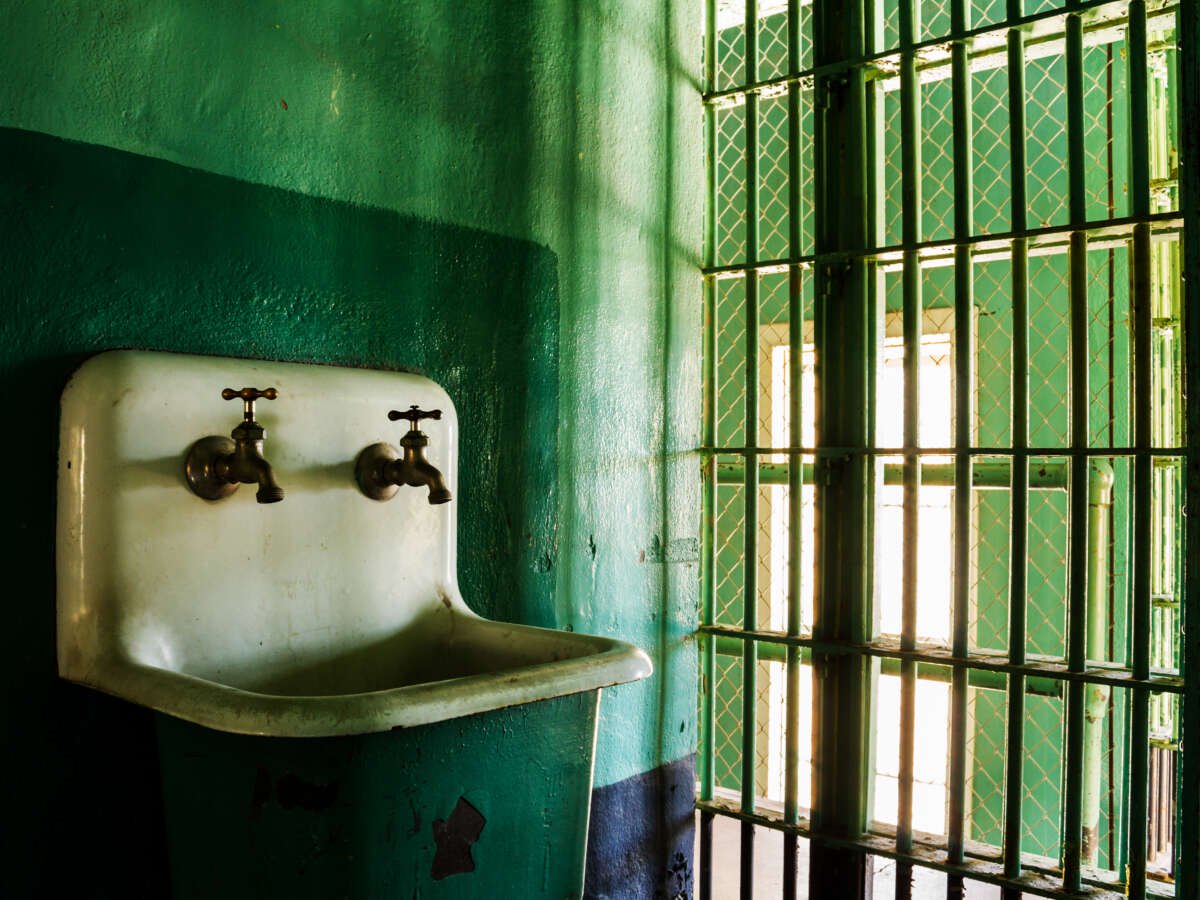 Safe Drinking Water Is a Basic Human Right That Texas Prisons Fail to Respect