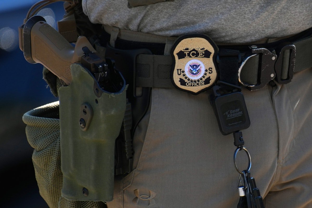 ICE Forced to Return Two U.S. Citizen Kids It Deported in Error