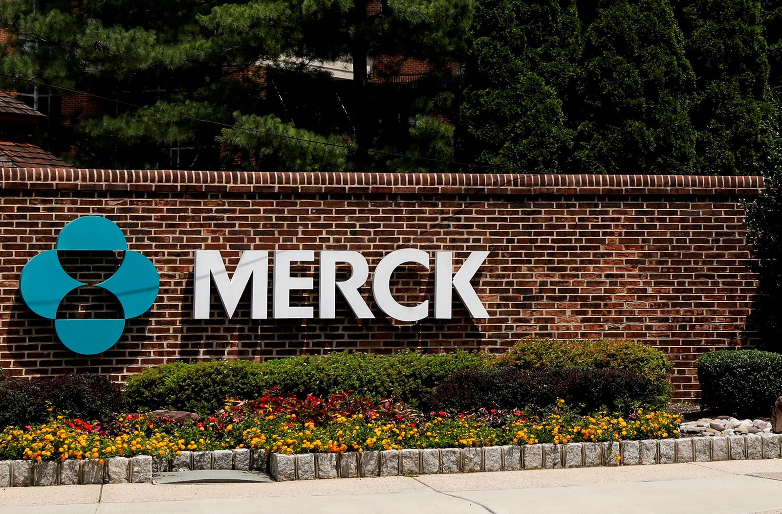 FDA approves cholesterol pill from Merck