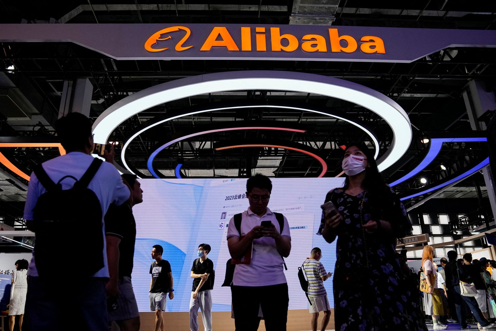 Pentagon blacklists some of China's biggest tech firms