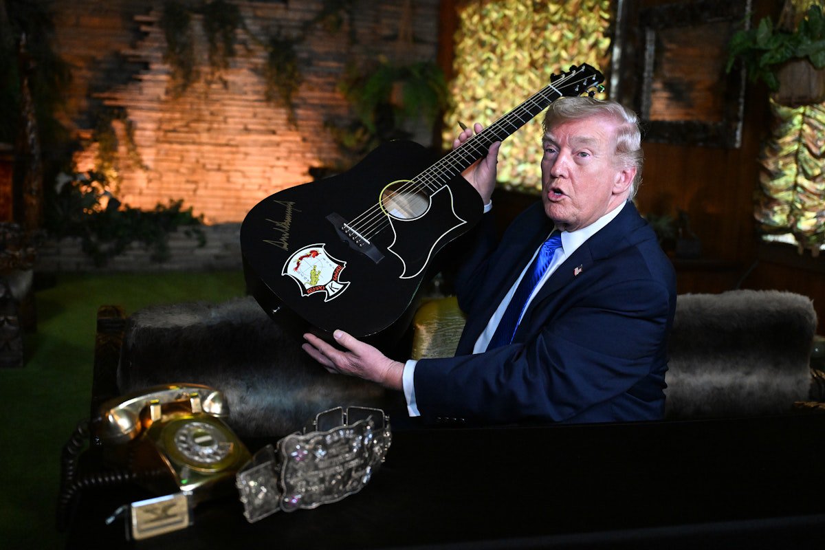 Trump Rages as Already Horrible Concert Turns Into Disaster