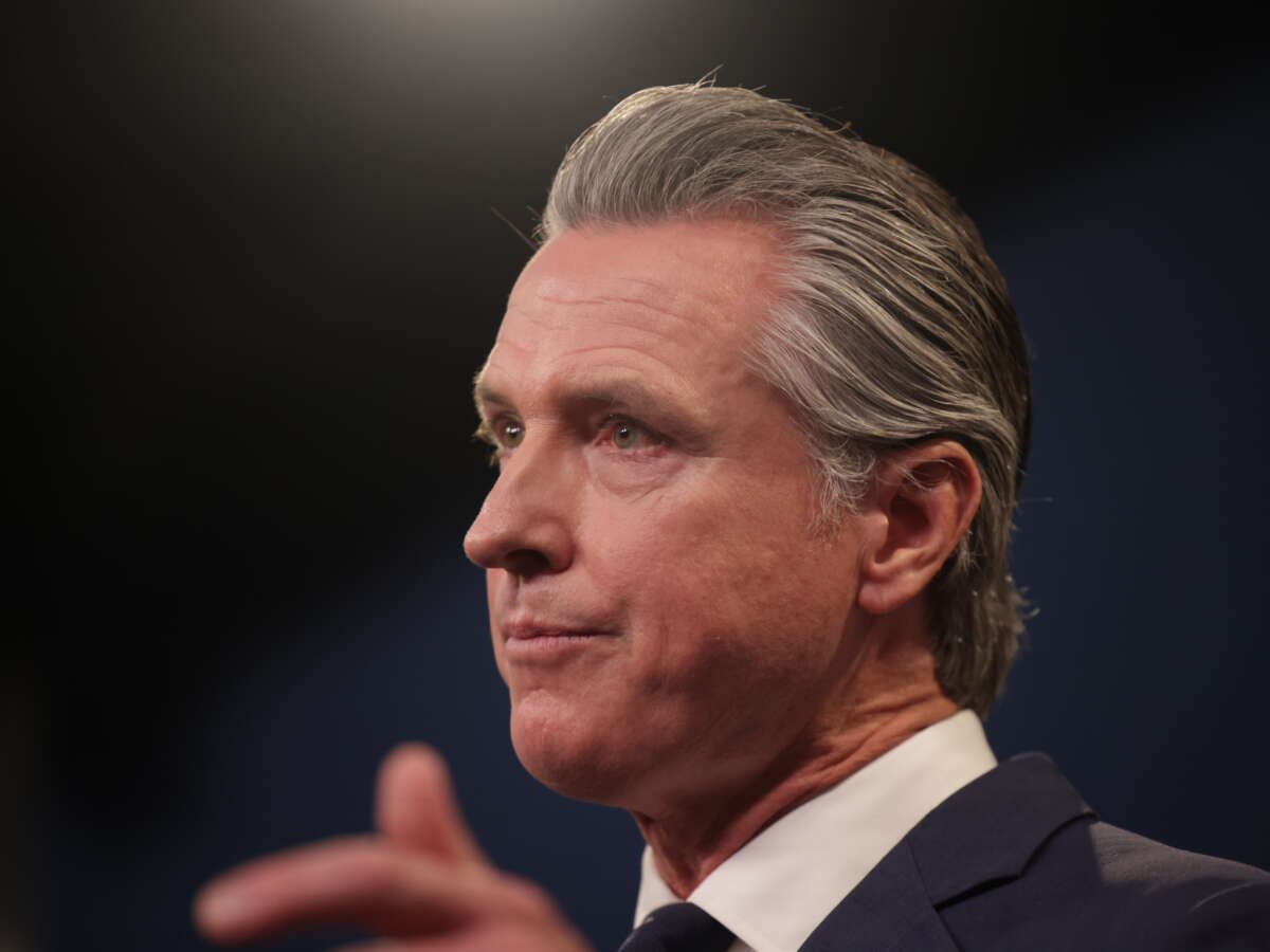 Newsom Claims to Support National Tax on Billionaires While Opposing It in CA
