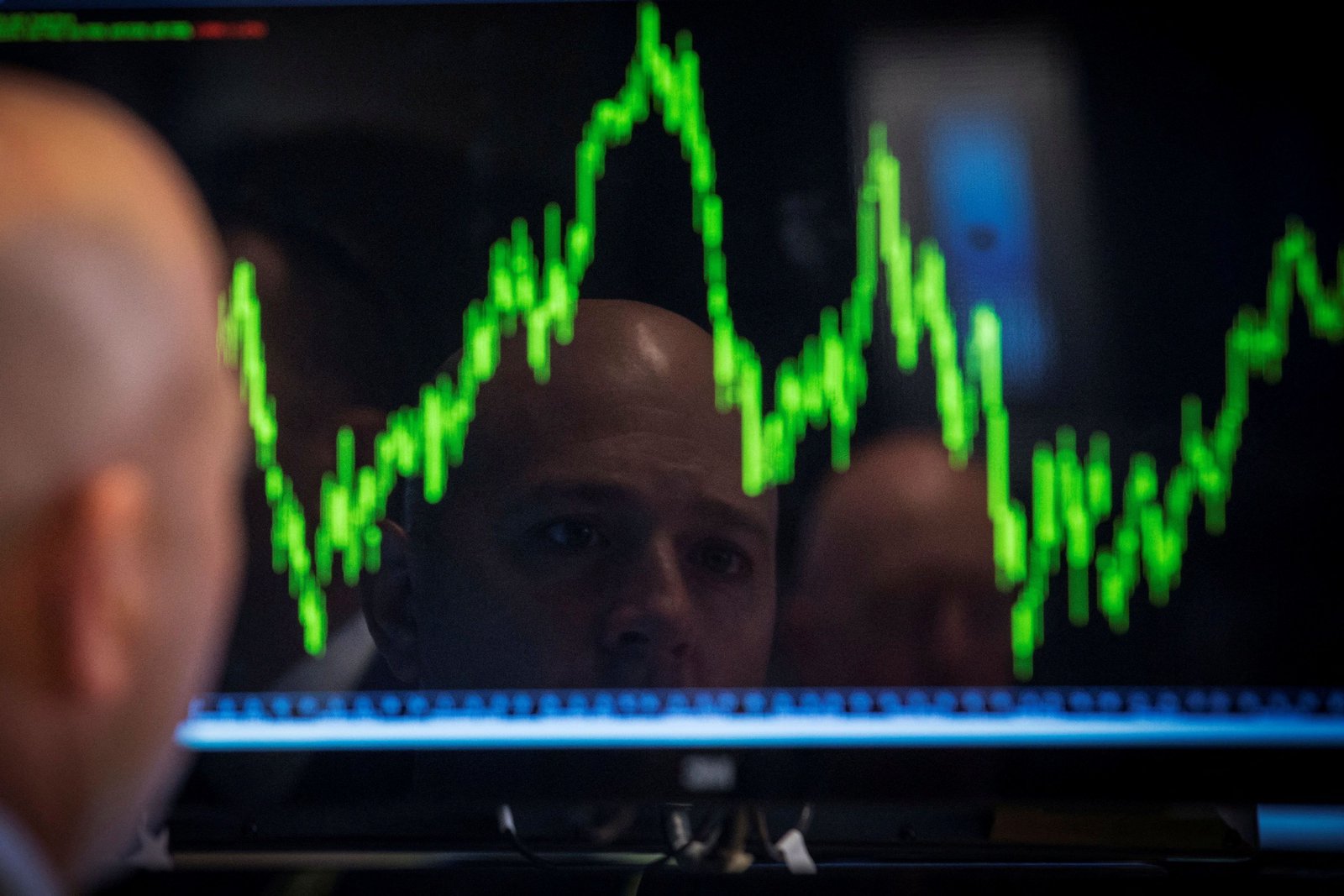 AI stock enthusiasm heats back up