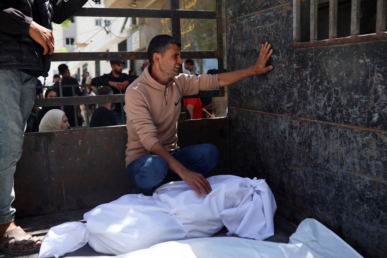 Israeli strikes kill 16 in Gaza on Eid Al-Adha; Trump threatens to “blow up” Oman; DOJ opens perjury investigation into E. Jean Carroll