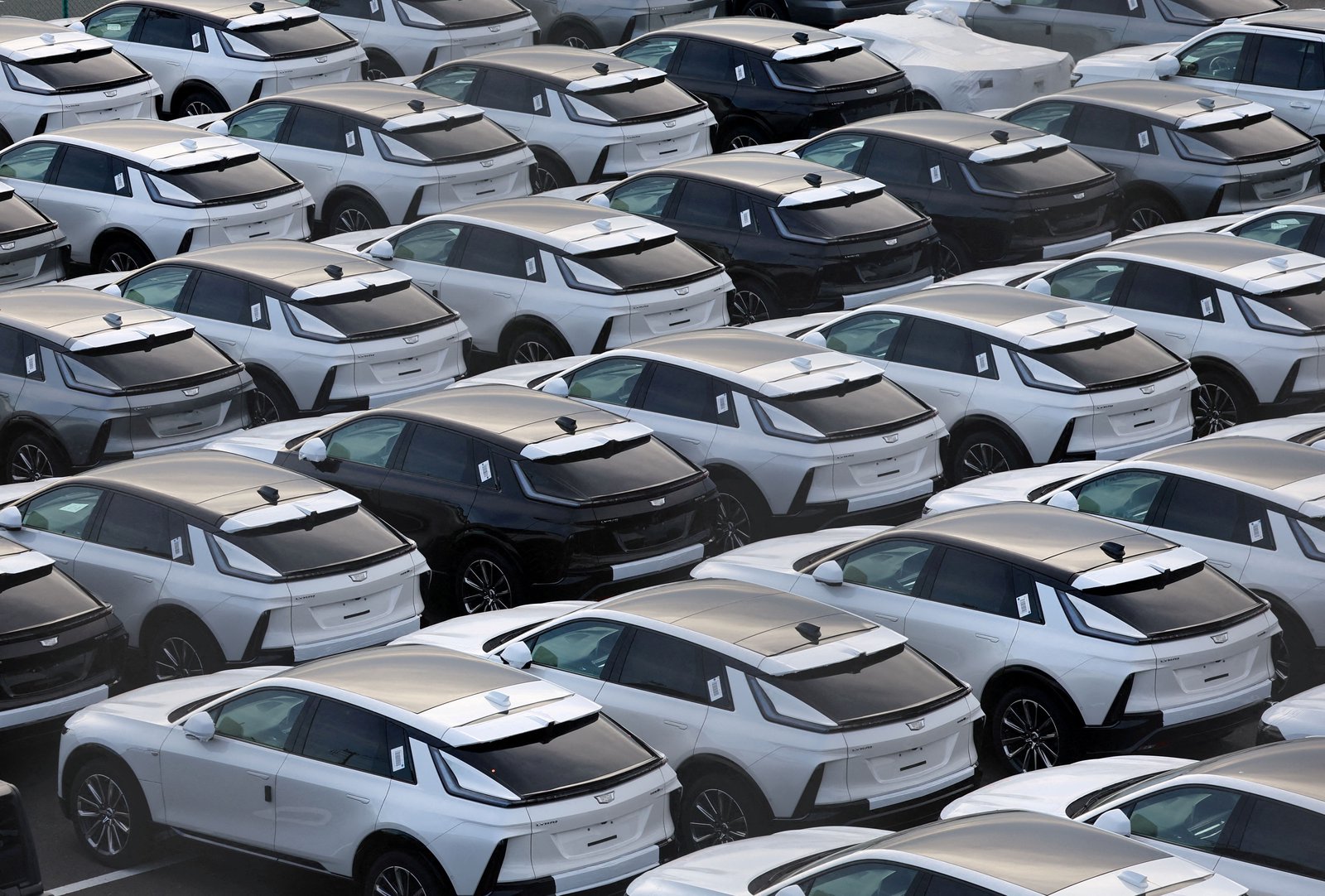 GM takes self-driving competition to a new level