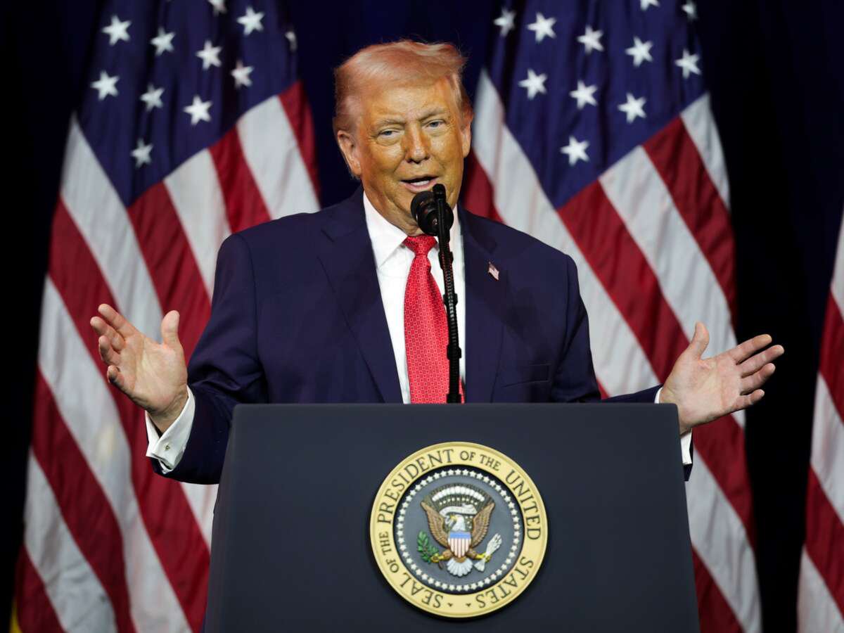 Trump Thanks “MISTER TARIFF” on Truth Social, Claiming US Economy Is Improving