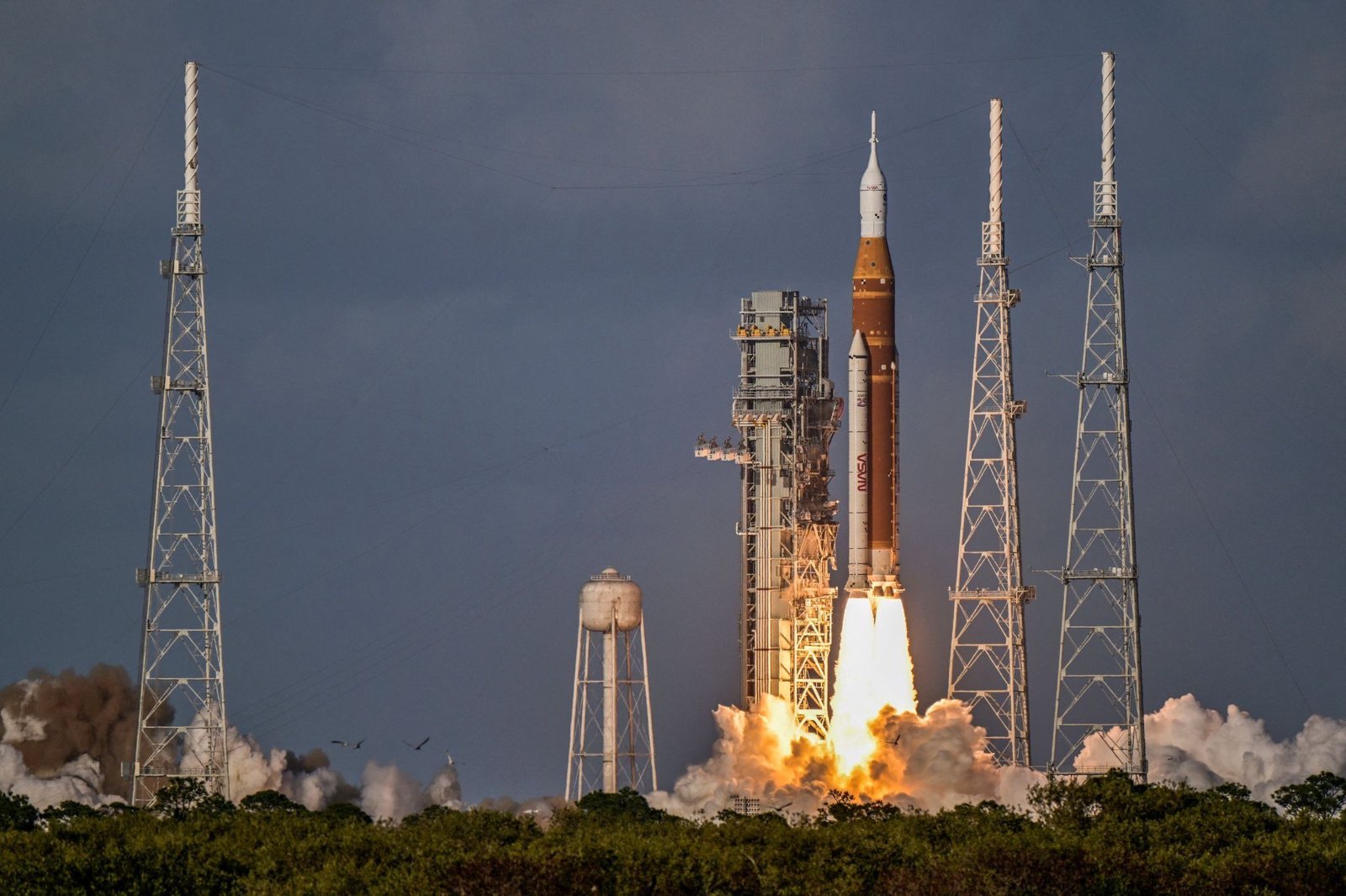 Artemis II crew zooms closer to moon