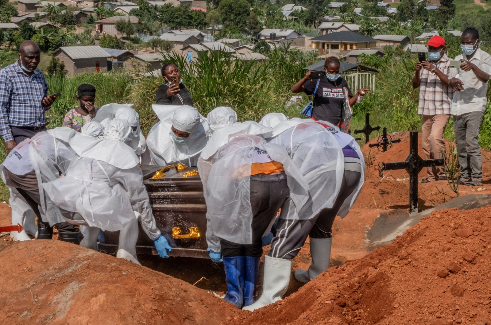 WHO says it is ‘playing catch-up’ in fight against Ebola