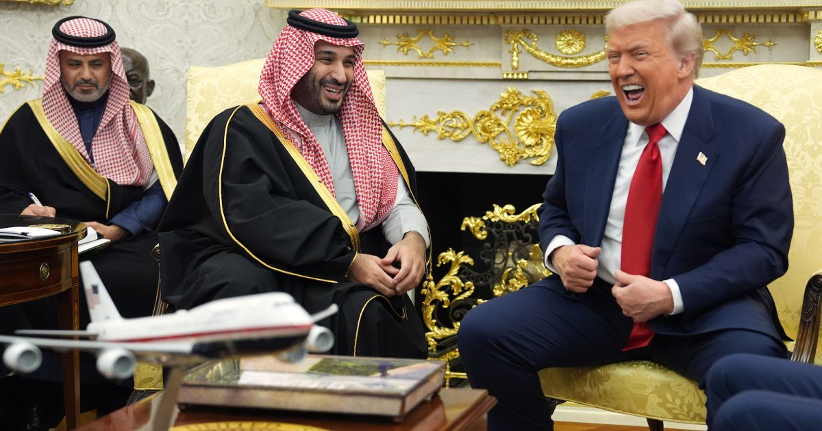 Trump Meets Business Partner in the Oval Office