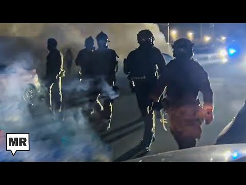 Trump's Secret Police Wage War On Chicago Citizens