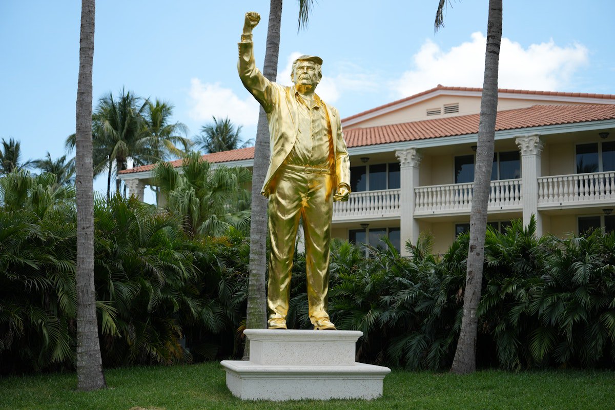 Epstein Friend Who Had “Great Time With the Girls” Was at Trump Event