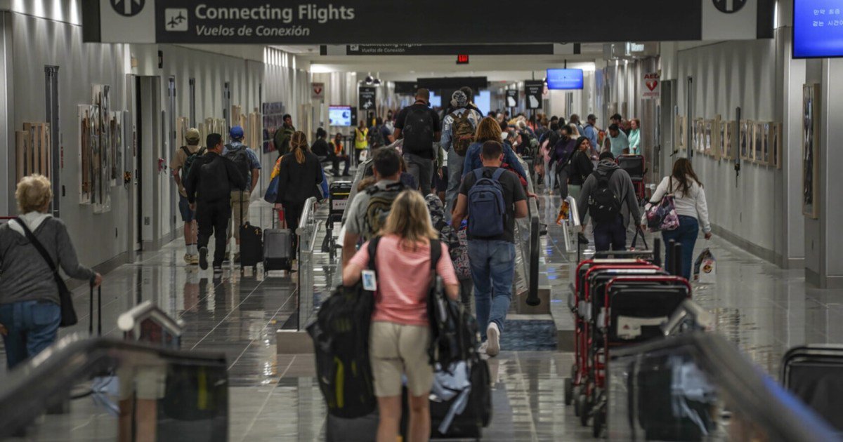 US Wants Five Years of Some Tourists’ Social Media to Enter the Country