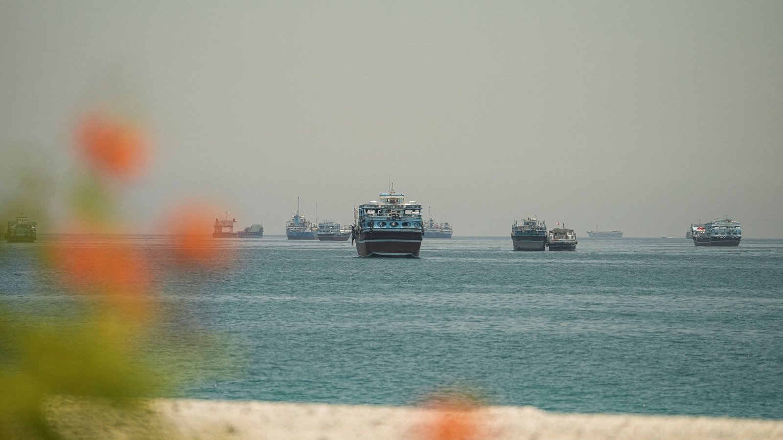 Oil prices rise on fresh round of Iran-US airstrikes