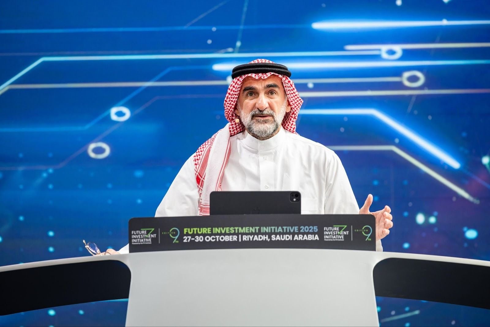 Saudi says efforts to draw foreign investors paying off