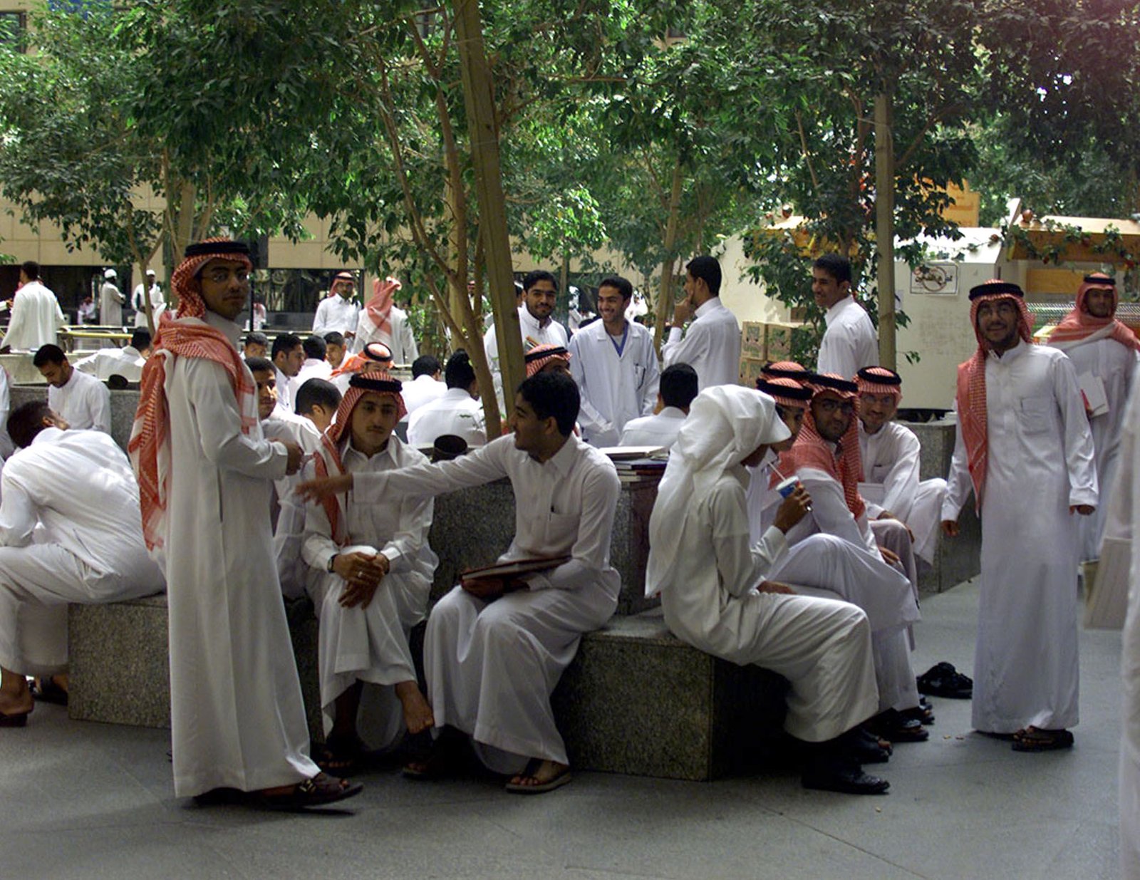 Saudi men are drowning in debt