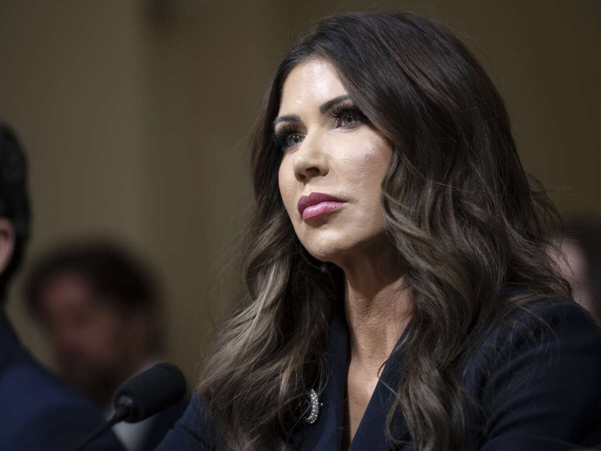 Noem Restricts Congressional ICE Oversight Day After Renee Good Killing