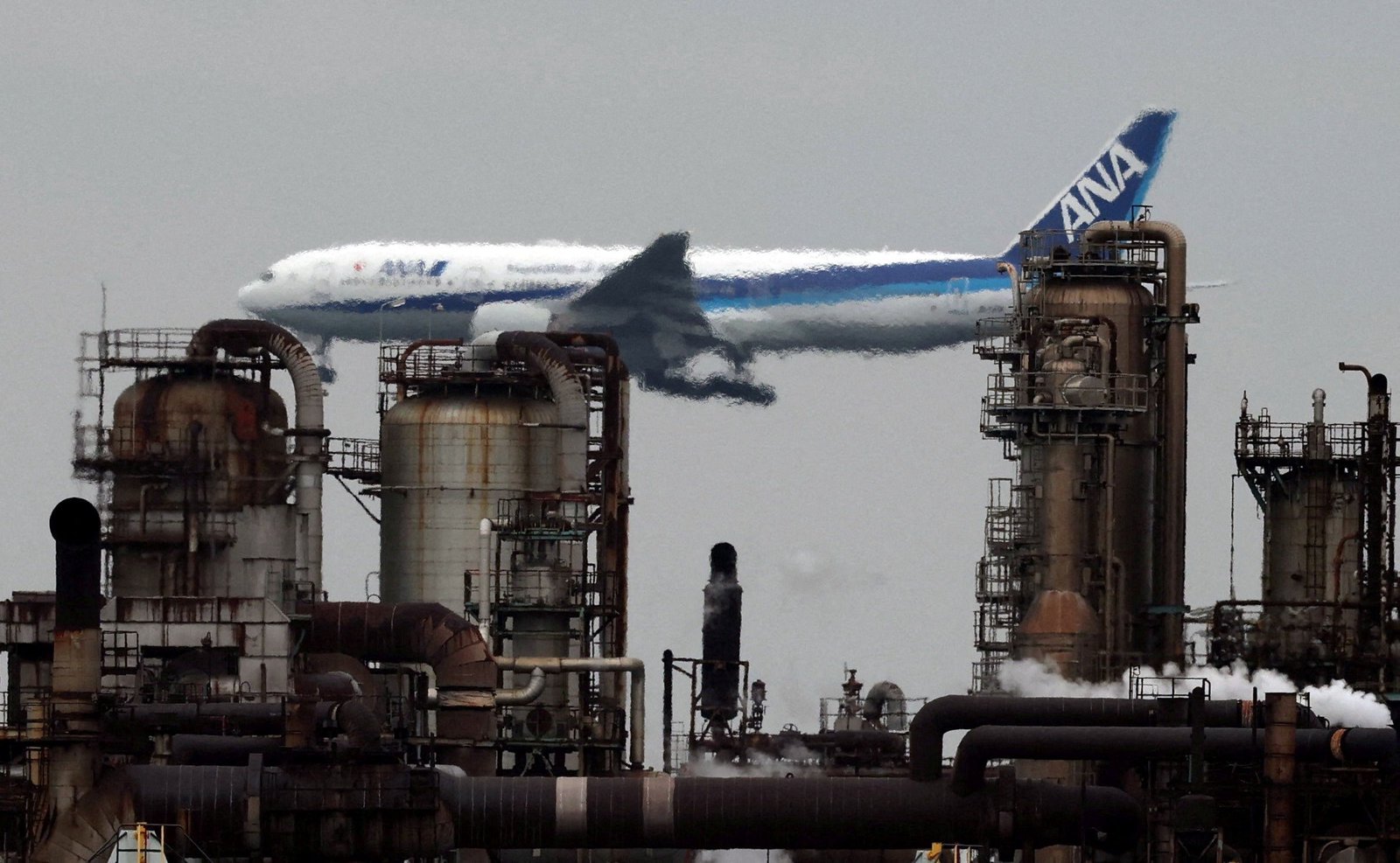 Jet fuel price spike means higher airfares