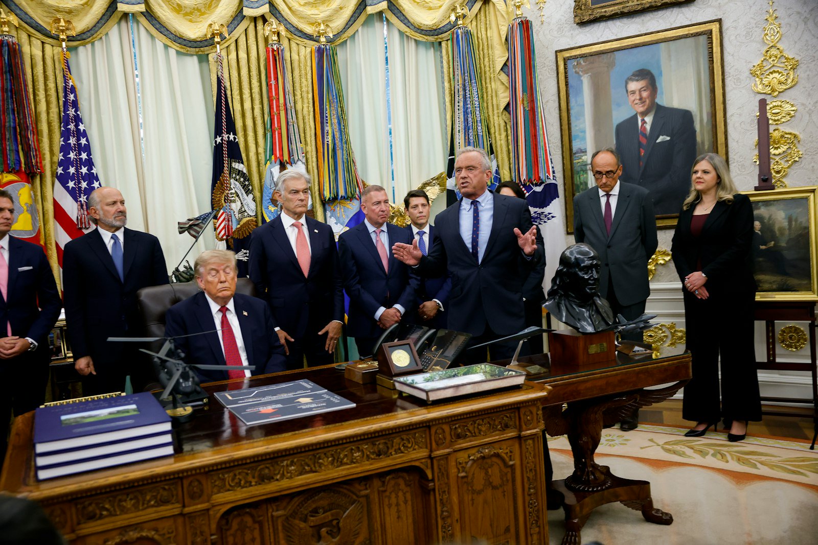 Trump, 80, Zonks Out as His Team Brags He’s Fixed Health Care
