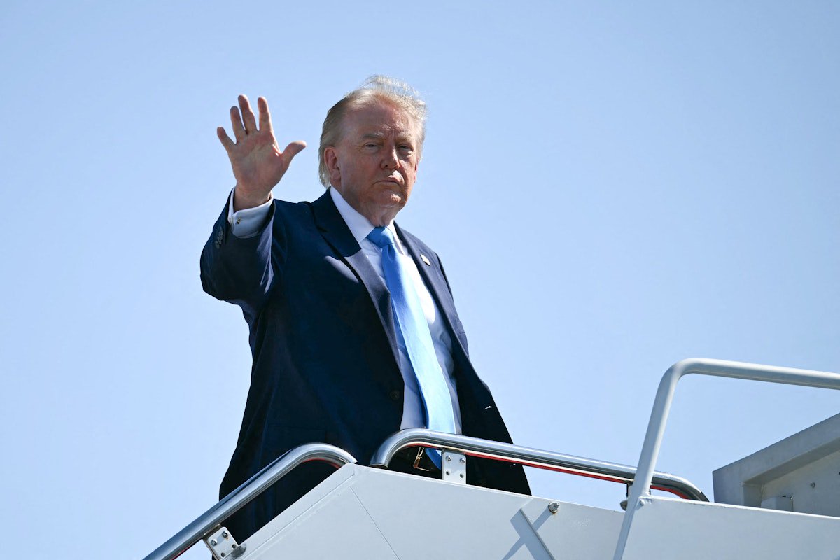 Trump Reveals He’s Ready to Screw Over Own Party With Iran Deal
