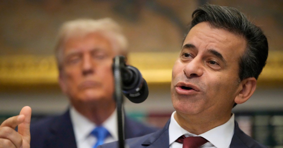 Marty Makary Wasn’t Anti-Abortion or Pro-Vape Enough for Trump
