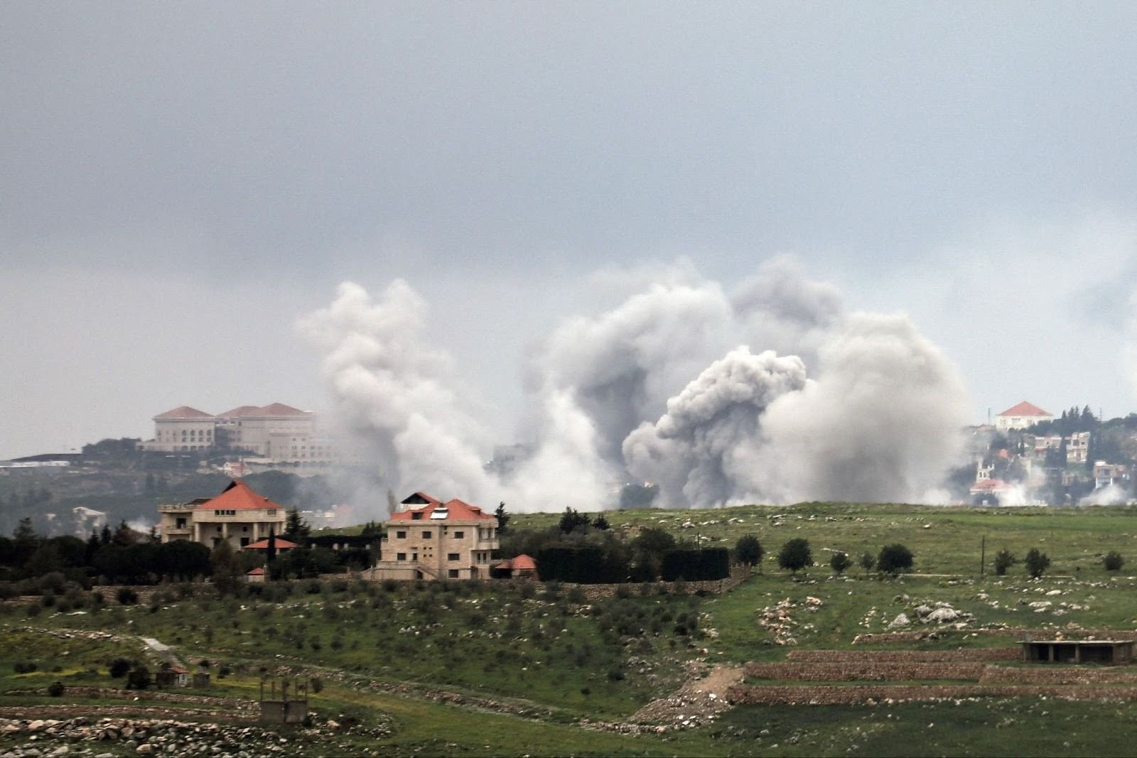 Lebanon accuses Israel of planning invasion