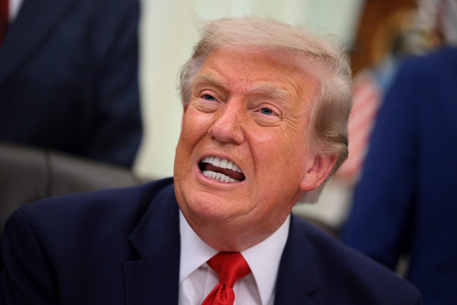 📺 Trump Advisers Trash Fox for Nearly Convincing Him to Blow Up the World