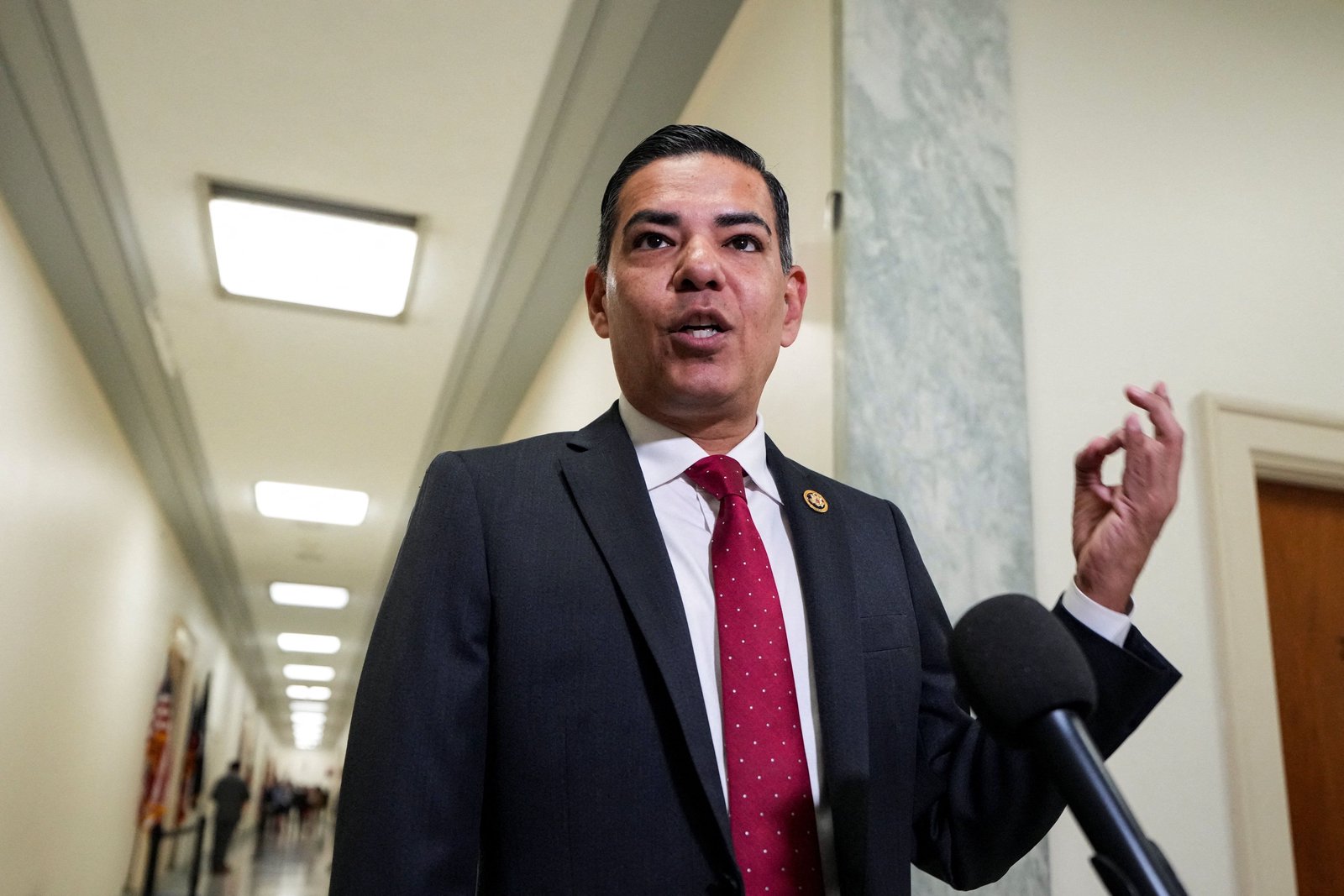 Democrats want Venezuelan oil revenue details
