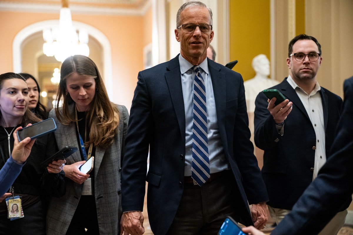 Senate Republicans in Uproar After DOJ Meeting on Slush Fund