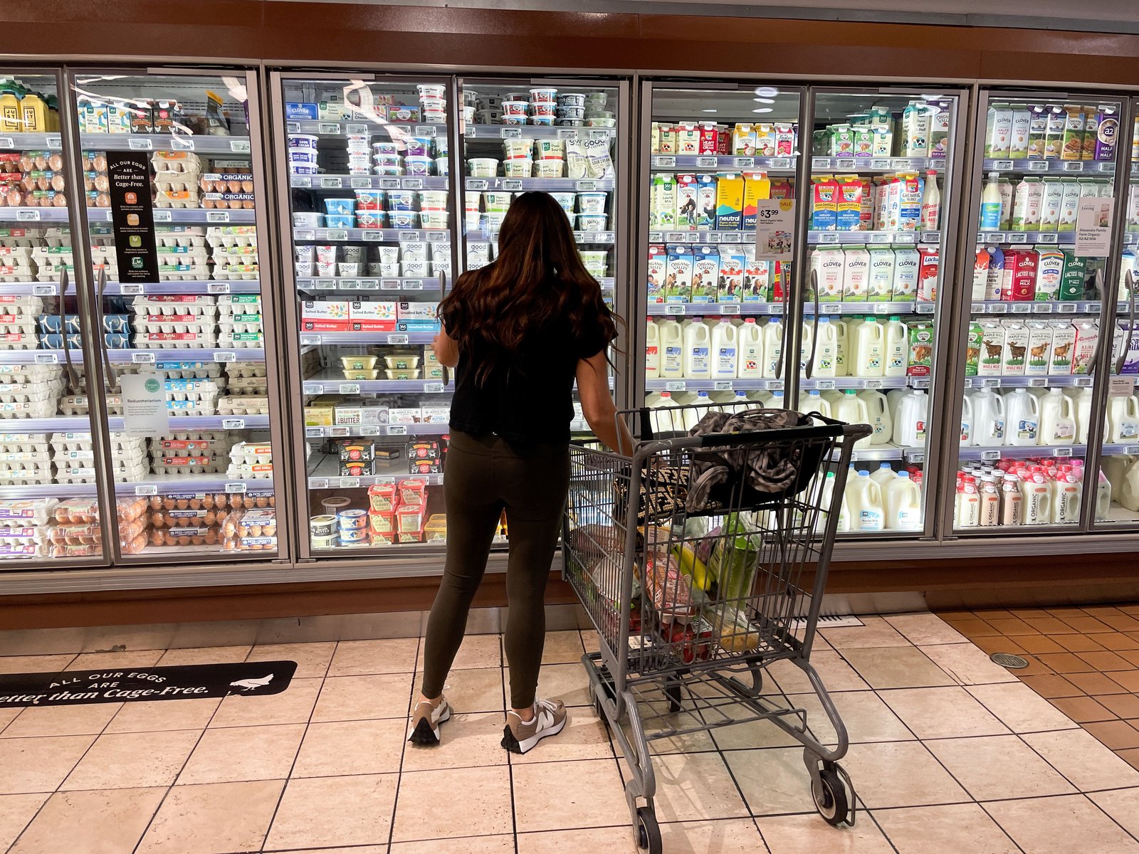 As inflation rises, Americans are spending and Europeans are saving