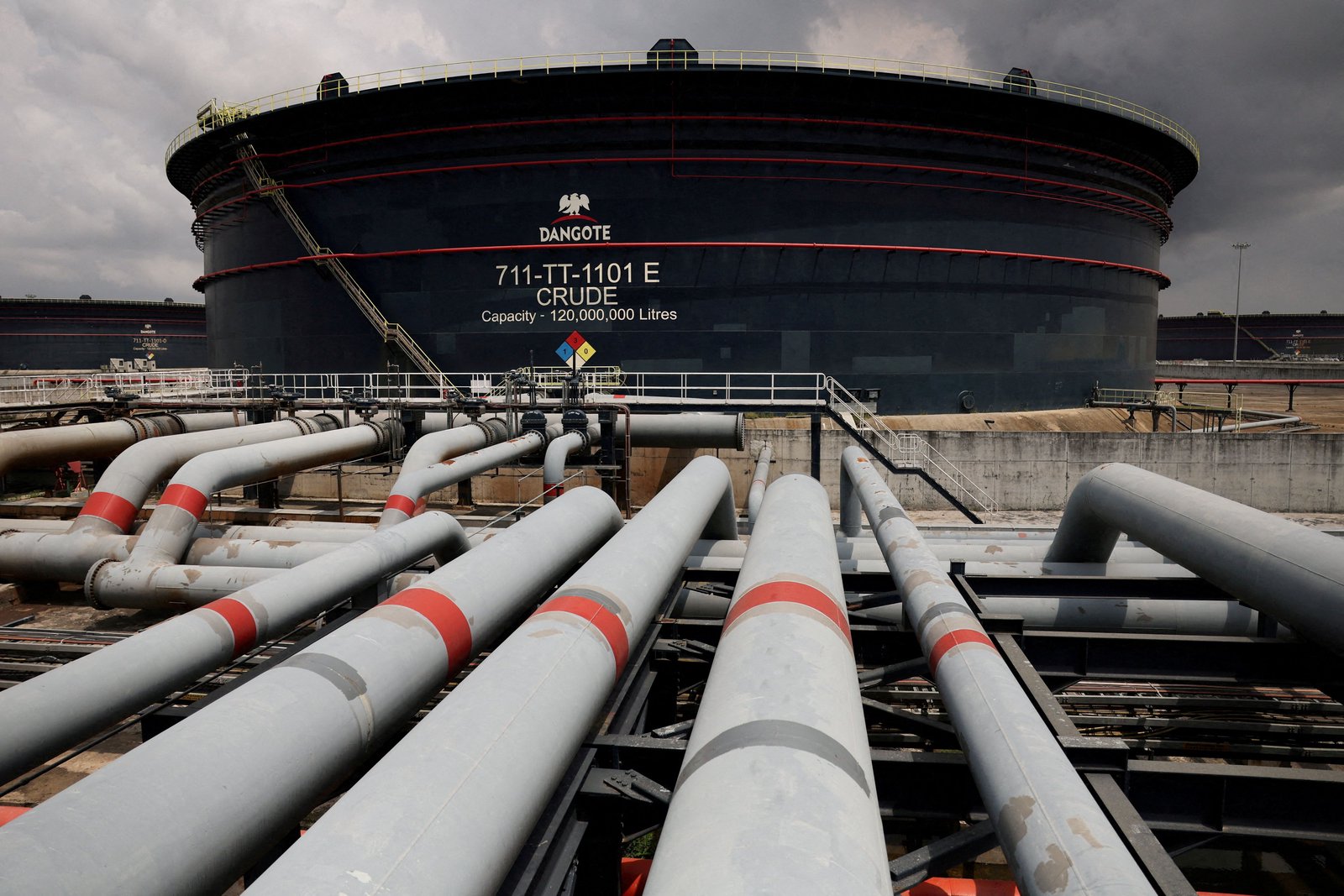 Nigeria set to gain from oil price surge owing to fuel subsidy cuts
