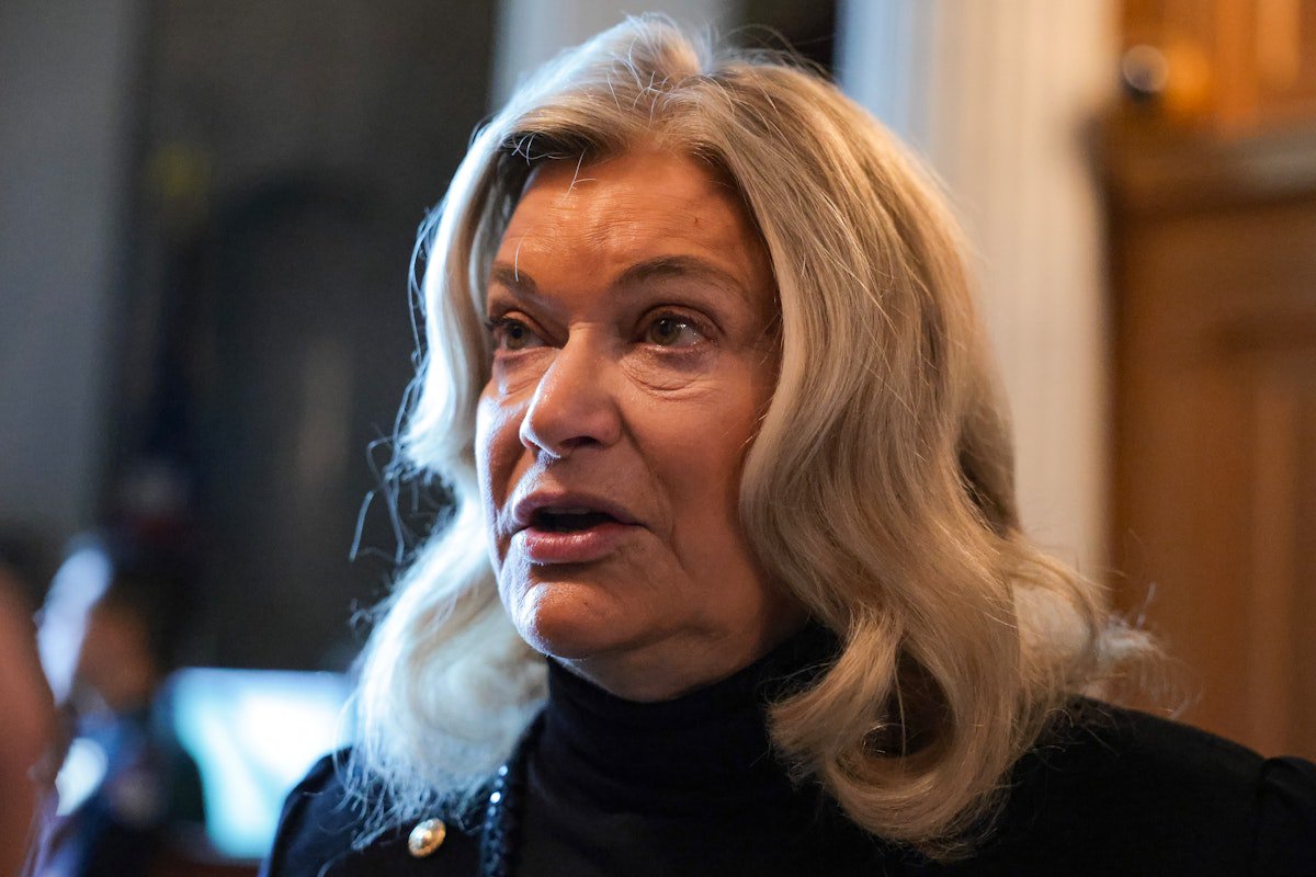 GOP Senator Finally Sees “What the Big Deal Is” About Epstein Files