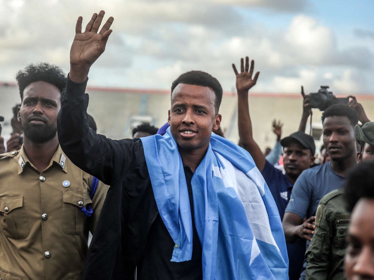 Somali Referee Denied US Entry for World Cup Gets Hero’s Welcome Back Home