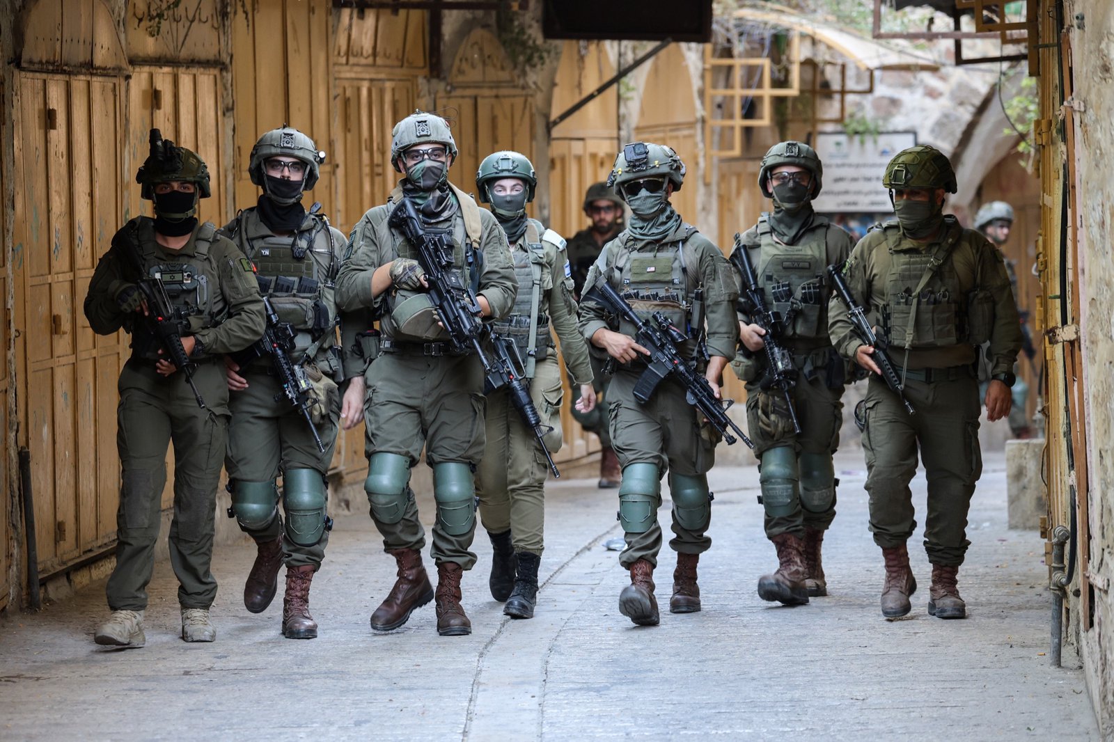 ‘Like walking into a cage’: Israel tightens its grip on Hebron